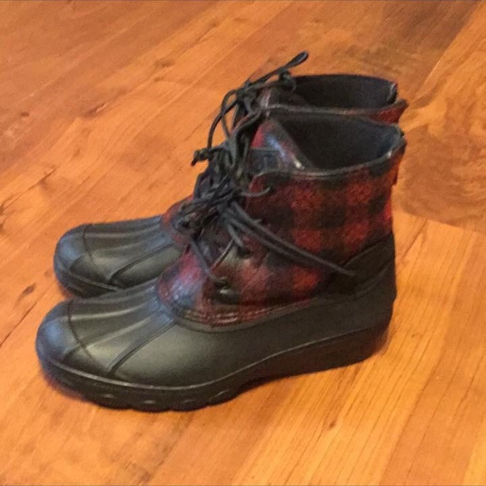 Sperry boots